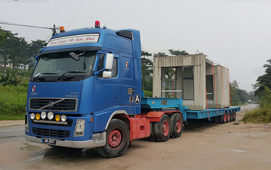 Low Loader Truck