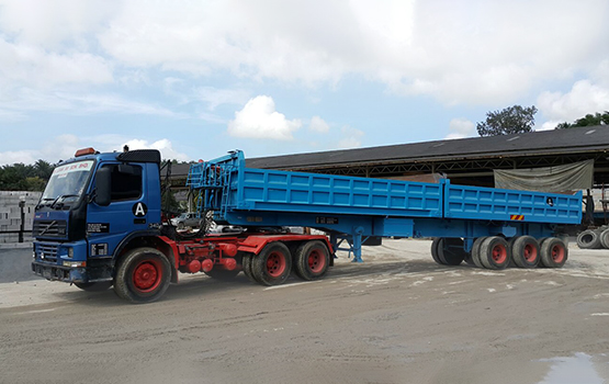 Tipper Truck
